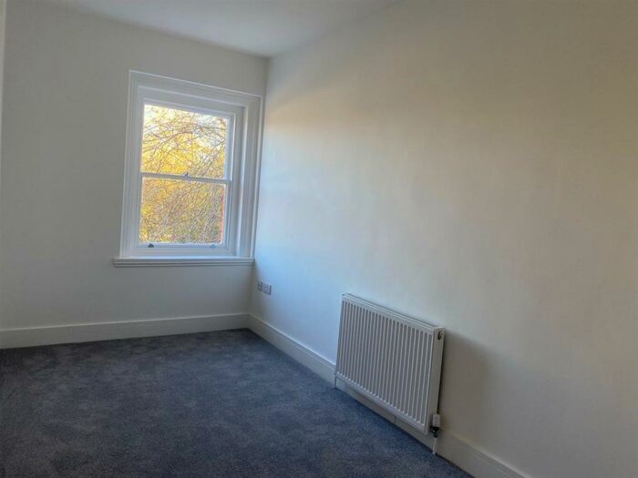 1 Bedroom Apartment To Rent In Fryston House, Bargate, Grimsby, DN34