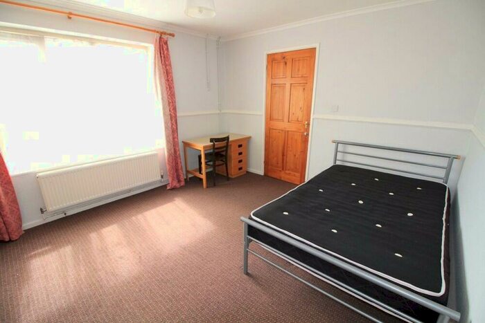 4 Bedroom Flat To Rent In Oliver Close, Arboretum, Nottingham, NG7