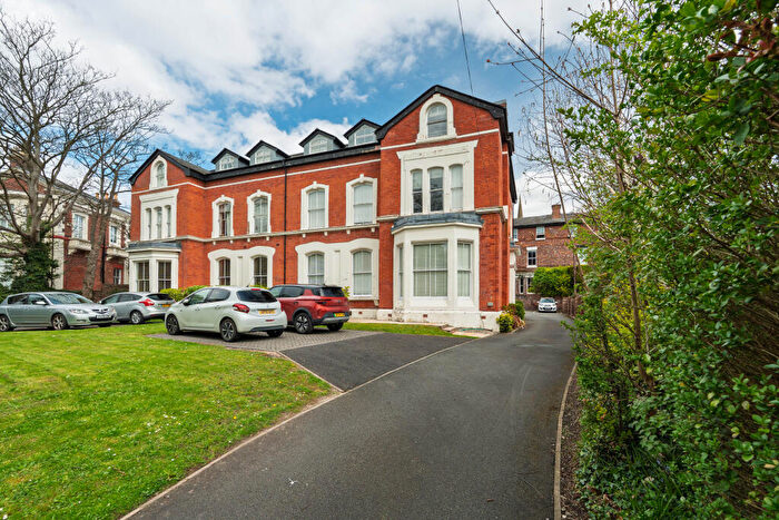 2 Bedroom Flat To Rent In Parkfield Road, Liverpool, Merseyside, L17