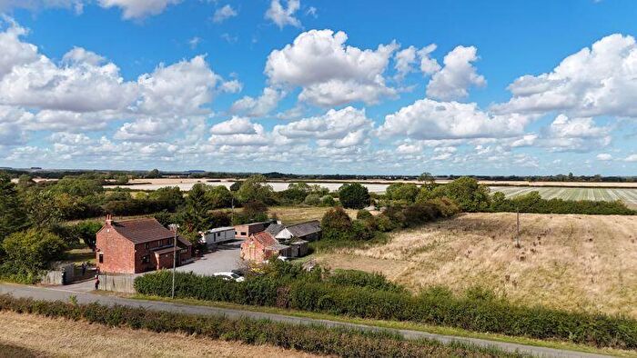 4 Bedroom Farm House For Sale In Westfield Road, Yarburgh, Louth, LN11