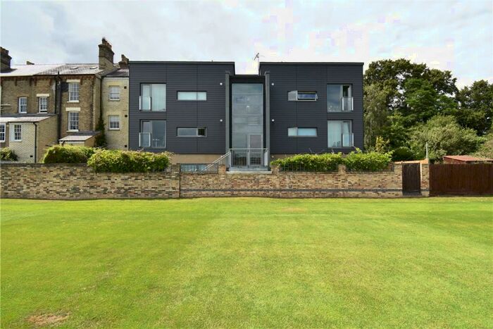 Studio To Rent In Clare Road, Cambridge, CB3