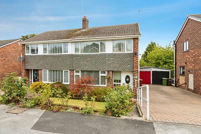 3 Bedroom Semi Detached House For Sale In Cherry Tree Road, Walton, Wakefield, West Yorkshire, WF2