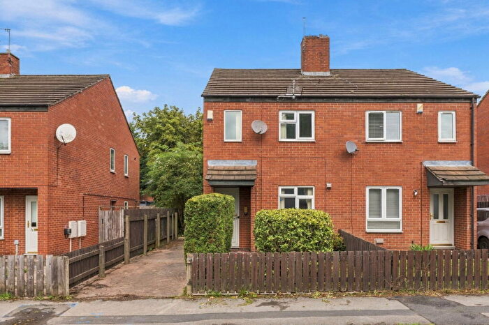 2 Bedroom Semi-Detached House For Sale In Oakleigh Street, Nottingham, Nottinghamshire, NG6