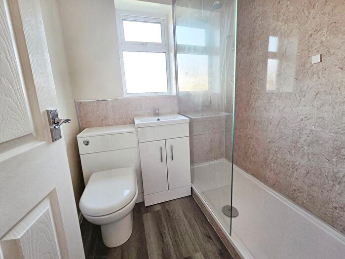 2 Bedroom Bungalow For Sale In Rothbury Way, Brinsworth, Rotherham, S60
