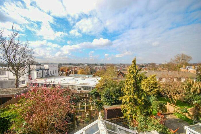 1 Bedroom Flat To Rent In Richmond Hill, Richmond Hill, Richmond, TW10