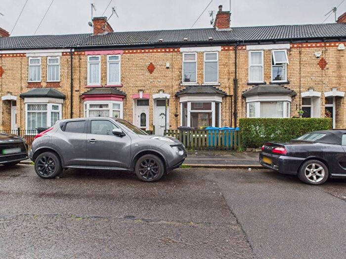 2 Bedroom Terraced House For Sale In Belvoir Street, Princes Avenue, HU5