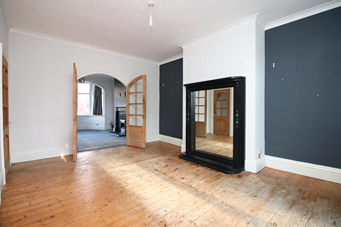 3 Bedroom Semi Detached House For Sale In Marlborough Road, Blackpool, FY3