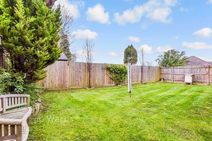 4 Bedroom Detached House For Sale In Ashford Road, Bearsted, Maidstone, Kent, ME14