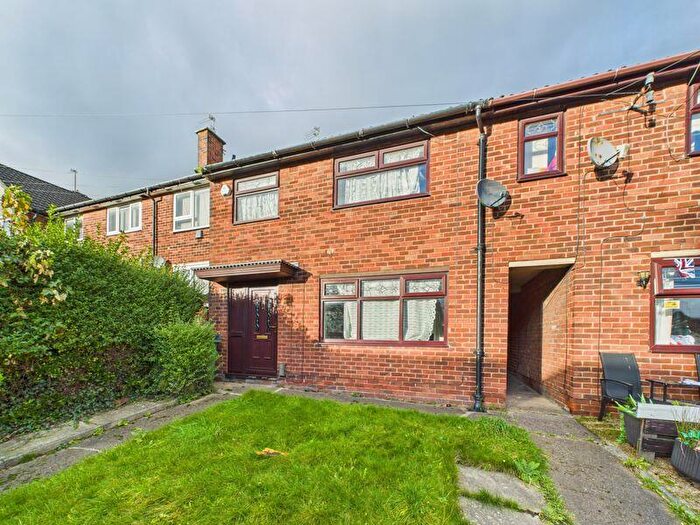 3 Bedroom Terraced House For Sale In Abbey Road, Middleton, Manchester, M24