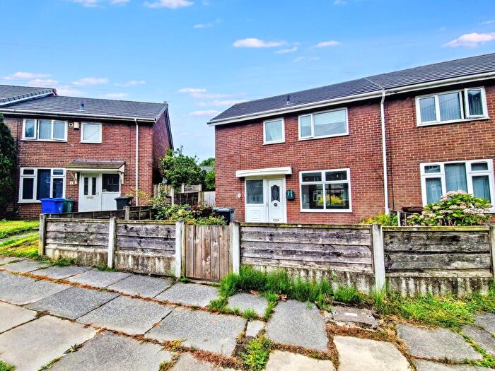 2 Bedroom Terraced House To Rent In Mersey Square, Whitefield, M45
