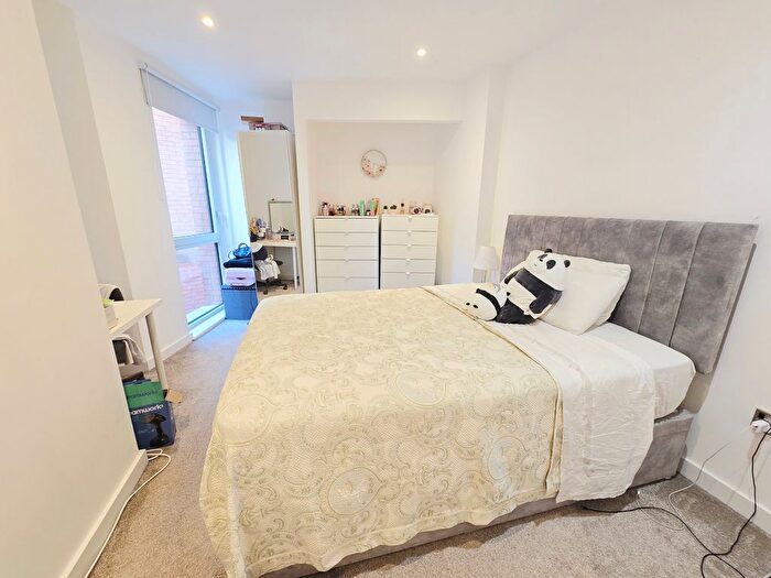 1 Bedroom Flat To Rent In Orla Lodge, Harrow, HA1