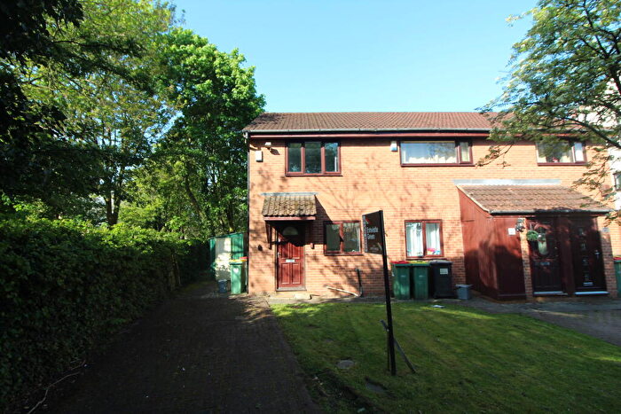 2 Bedroom End Of Terrace House For Sale In Golf View, Ingol, Preston, Lancashire, PR2