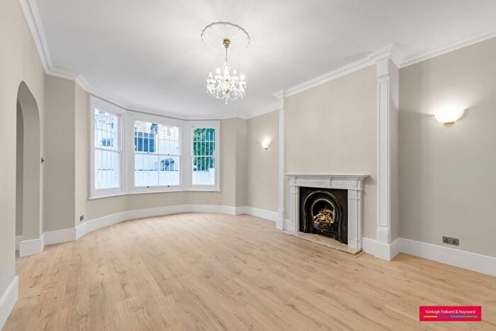 2 Bedroom Flat To Rent In Sinclair Road, London, W14