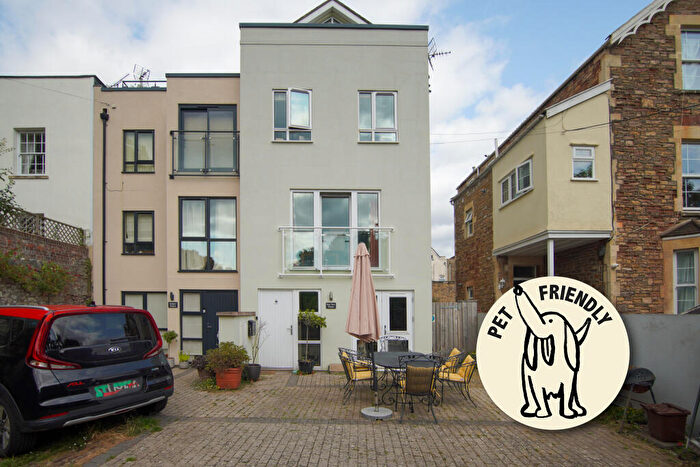 3 Bedroom Semi-Detached House To Rent In Bay Tree House, Mornington Road, Clifton, BS8
