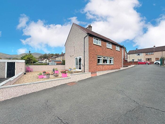 5 Bedroom Semi-Detached House For Sale In Muirside Road, Tullibody, Alloa, FK10