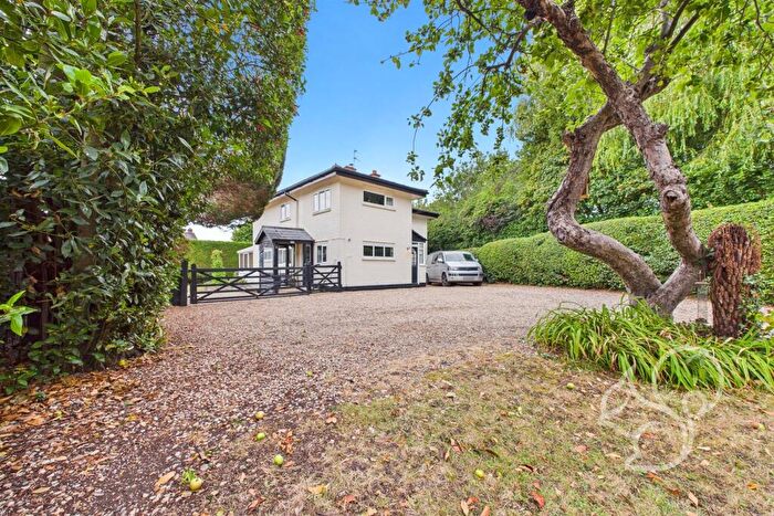 4 Bedroom Detached House For Sale In The Lane, West Mersea, CO5