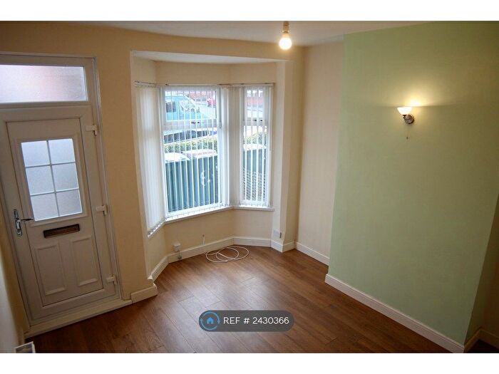 2 Bedroom End Of Terrace House To Rent In Mayfield Road, Coventry, CV5