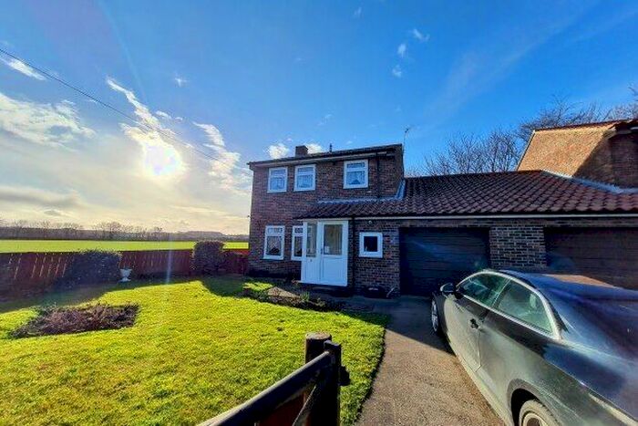 3 Bedroom Semi-Detached House To Rent In Cock Lane, Darlington DL2