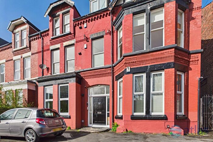 2 Bedroom Flat To Rent In Ullet Road, Aigburth, L17