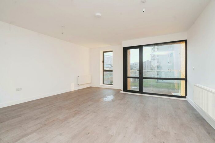 4 Bedroom Terraced House To Rent In Trulock Road, Northumberland Park, Tottenham, London, N17