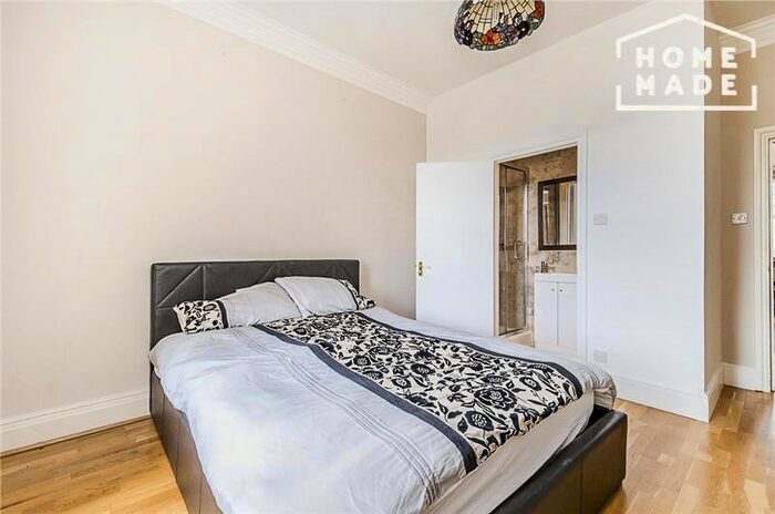 3 Bedroom Maisonette To Rent In Lower Sloane Street, London, SW1W