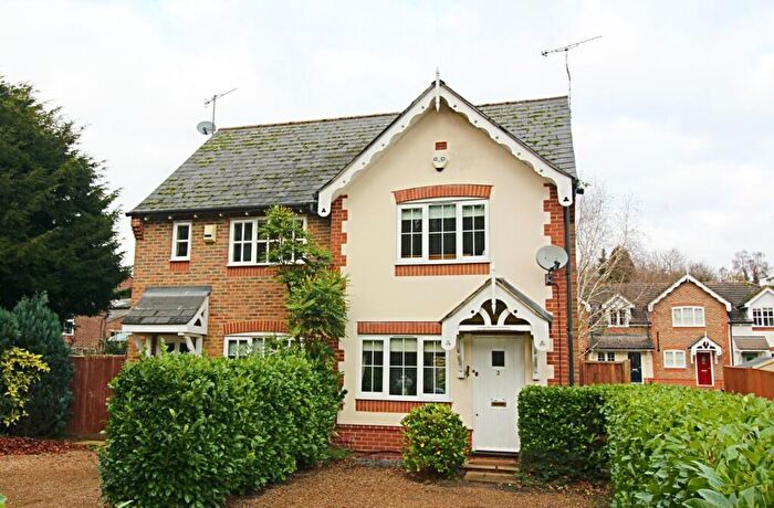 2 Bedroom Semi-Detached House To Rent In Willowbank, Marlow Bottom, SL7