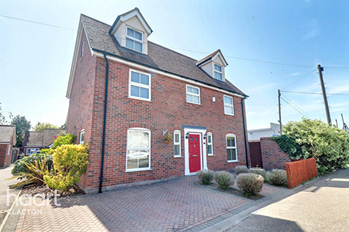 6 Bedroom Detached House For Sale In Colchester Road, Clacton-On-Sea, CO16