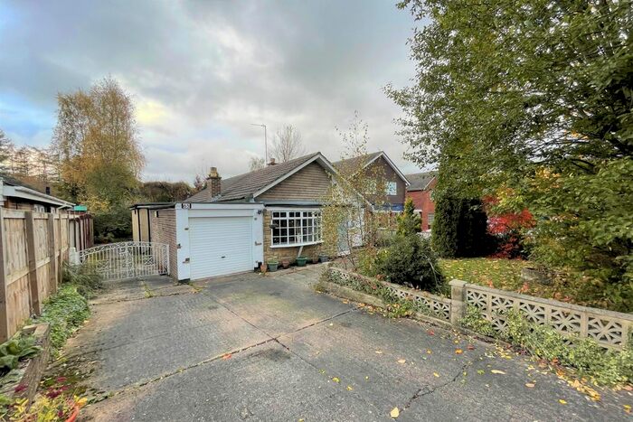 3 Bedroom Bungalow To Rent In Primley Park Road, Alwoodley, Leeds LS17