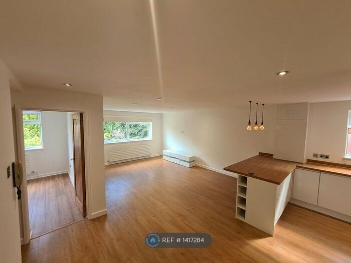 1 Bedroom Flat To Rent In Wellington Road, Enfield, EN1