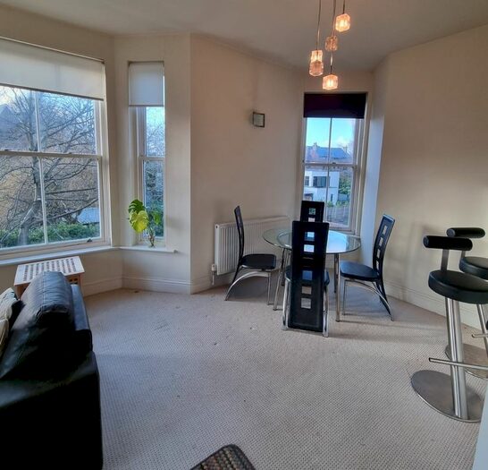 2 Bedroom Flat To Rent In Parkfield Road, Aigburth, Liverpool L17