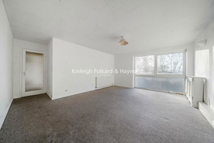 2 Bedroom Flat For Sale In Fortis Green, Muswell Hill, N2