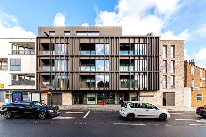 2 Bedroom Apartment For Sale In Harrow Road, London, NW10