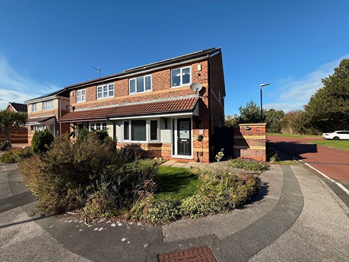 3 Bedroom Semi-Detached House For Sale In John Howe Gardens, Hartlepool, TS24