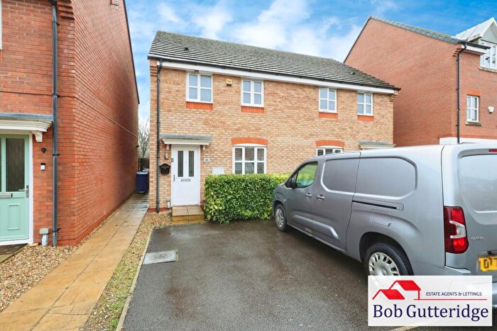 3 Bedroom Semi Detached House For Sale In Great Row View, Wolstanton, Newcastle, ST5