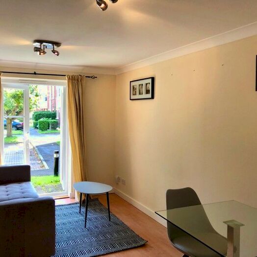 1 Bedroom Flat To Rent In Beechwood Grove, London, W3