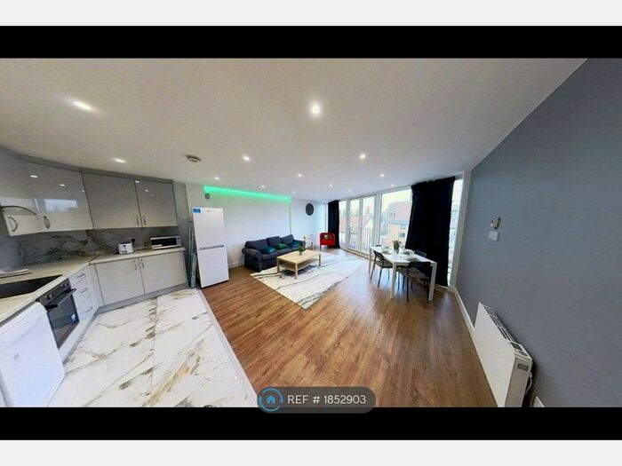 1 Bedroom Flat To Rent In Woodthorpe Road, Ashford, TW15