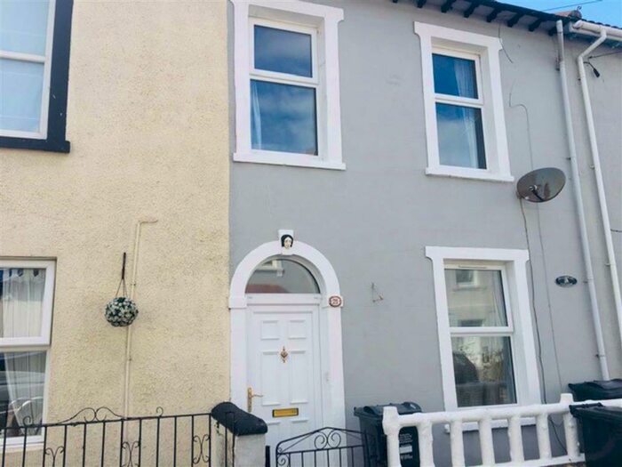 4 Bedroom Terraced House To Rent In Weston Super Mare, BS23