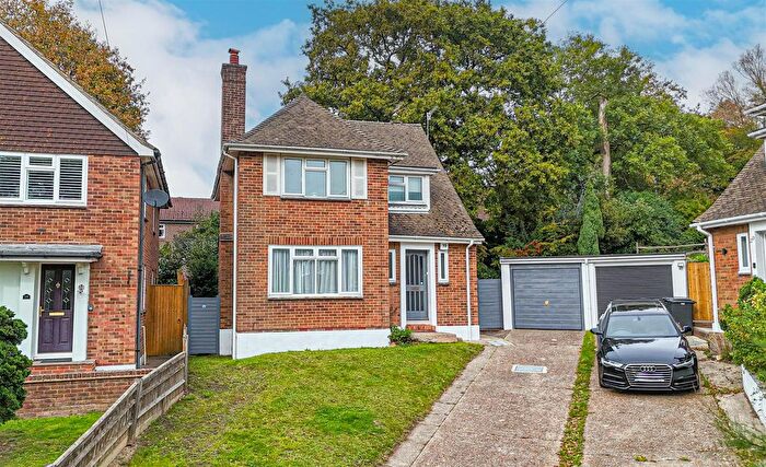 3 Bedroom Detached House For Sale In Wadhurst Close, St. Leonards-On-Sea, TN37