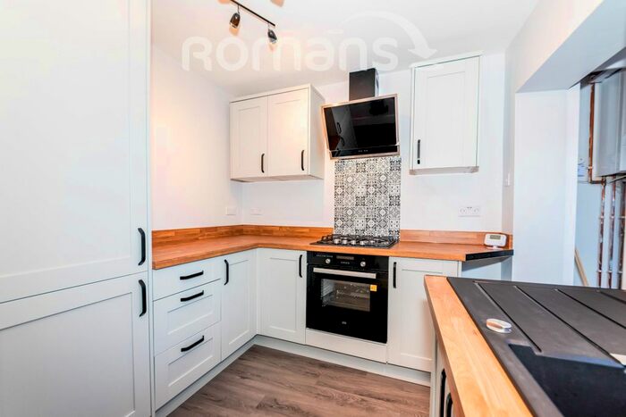 2 Bedroom Terraced House To Rent In High Street, Aldershot GU12