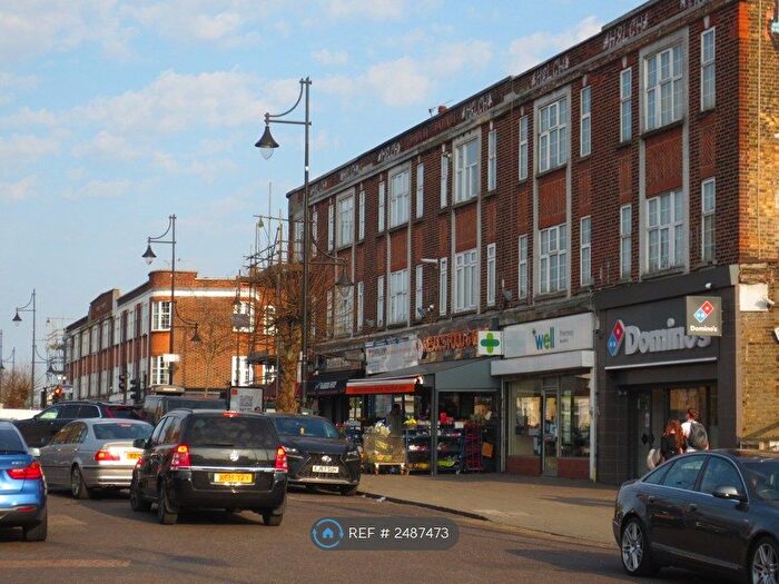 1 Bedroom Flat To Rent In Snakes Lane East, Woodford Green, IG8