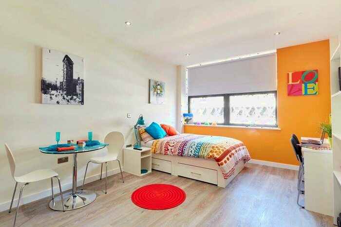 Studio To Rent In Crown House, - Prince Street, City Centre, Bristol, BS1