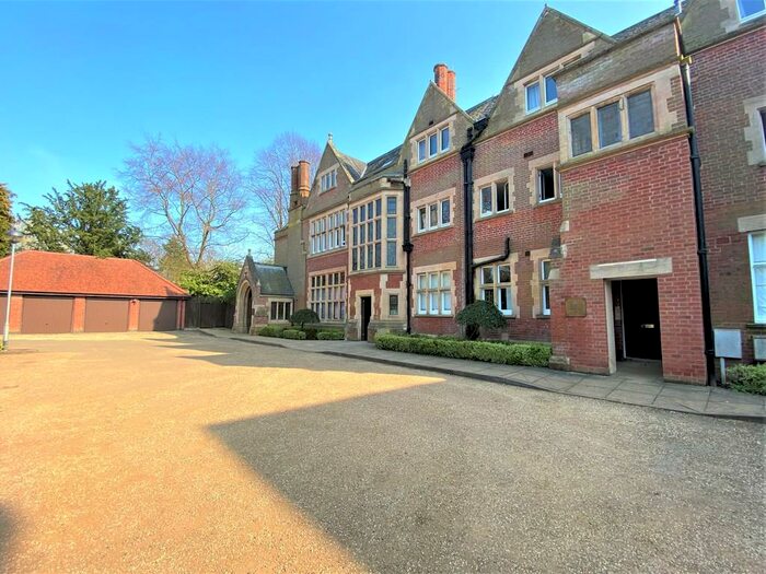 2 Bedroom Apartment To Rent In Ratcliffe Road, Stoneygate, Leicester, LE2