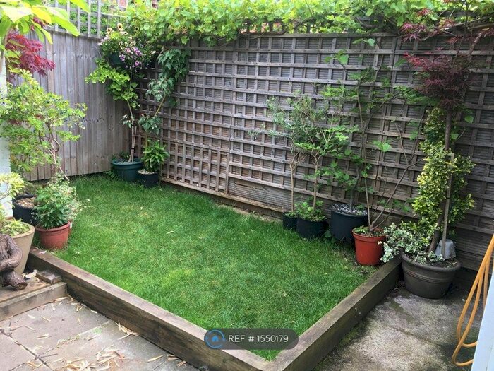 2 Bedroom Semi-Detached House To Rent In Station Cottages, Kenley, CR8