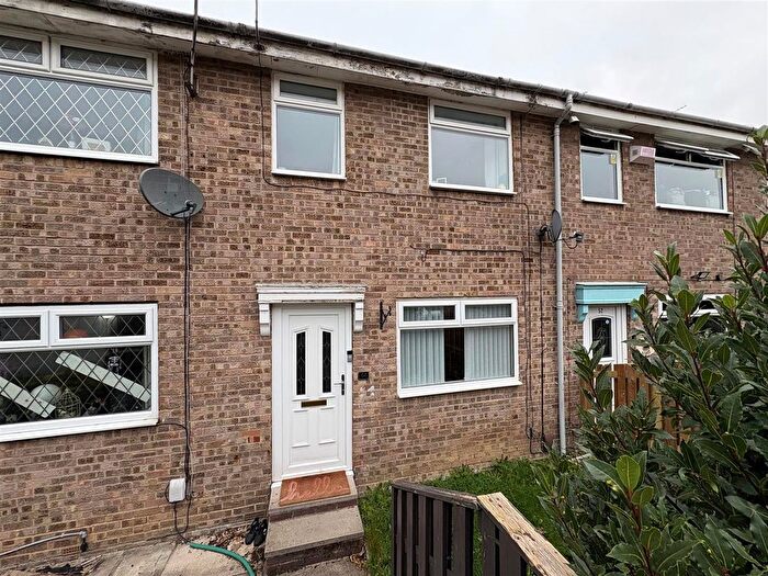3 Bedroom Terraced House For Sale In Darley Road, Liversedge, WF15