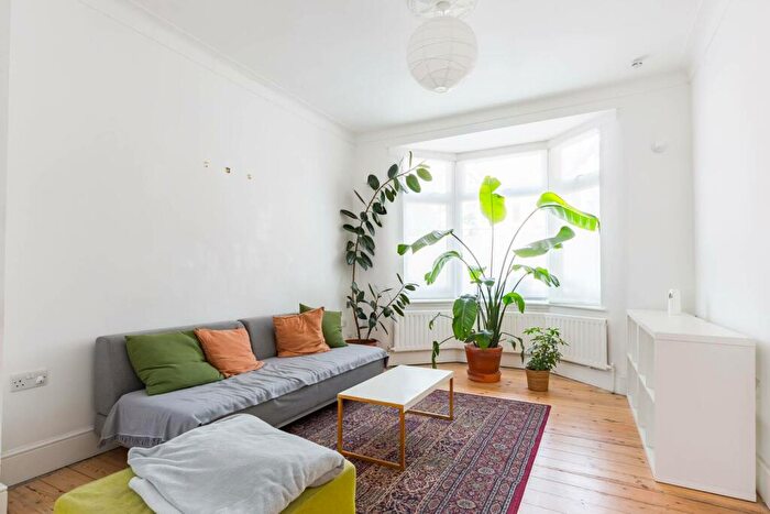 4 Bedroom Terraced House To Rent In Haldane Road, East Ham, London, E6