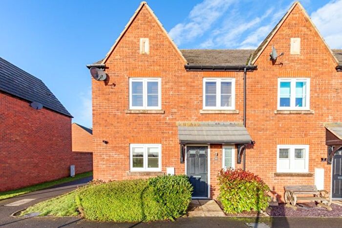 4 Bedroom End Of Terrace House To Rent In Bourne End, Upper Heyford, Bicester, OX25