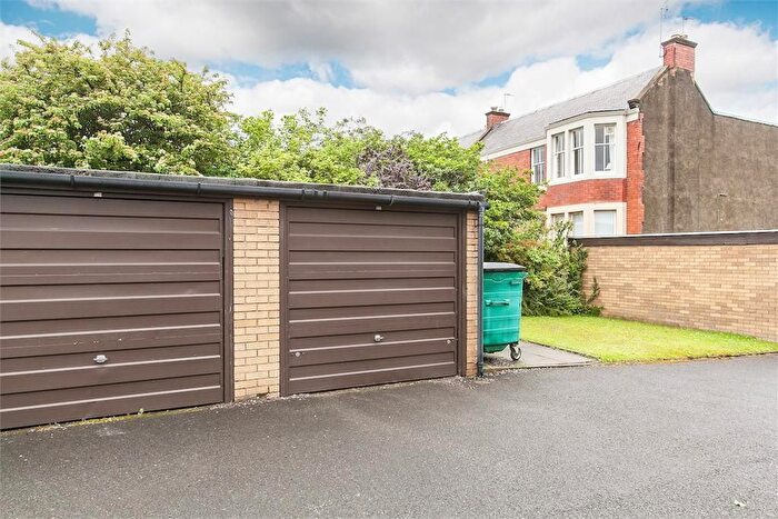 Garage / Parking To Rent In Clark Place Garage, Trinity, Edinburgh, EH5
