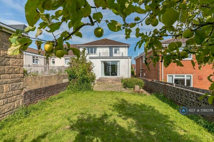 3 Bedroom Semi-Detached House To Rent In Seaview Road, Brighton, BN2