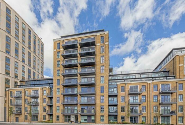 1 Bedroom Apartment To Rent In Yorke House, Royal Exchange, KT1