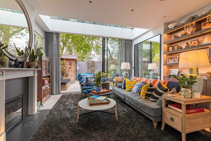 5 Bedroom Property To Rent In Settrington Road, Parsons Green, SW6